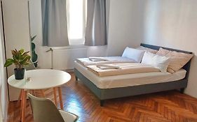 Apartment Lerchenfelder Strasse