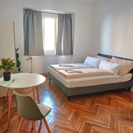 Apartment Lerchenfelder Strasse Wiedeń Zewnętrze zdjęcie